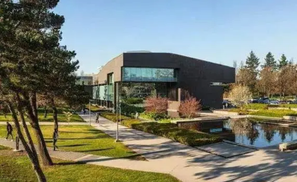加拿大兰加拉艺术学院：可续读旧金山艺术大学本科3年级